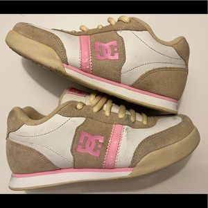 Vintage DC sneakers